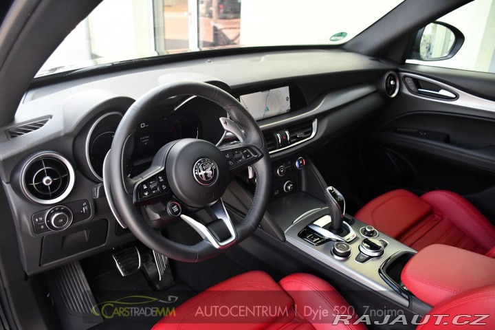 Alfa Romeo Stelvio 2.0T 16V 206kW VELOCE AT8 2024