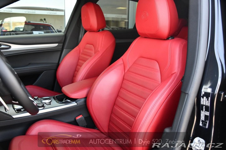 Alfa Romeo Stelvio 2.0T 16V 206kW VELOCE AT8 2024