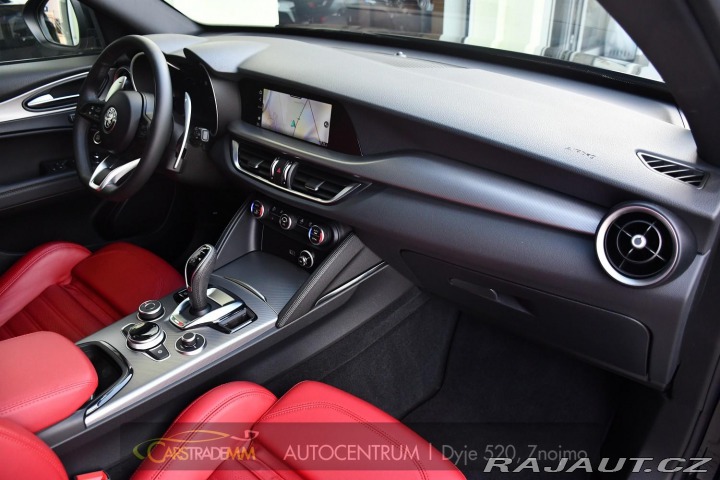 Alfa Romeo Stelvio 2.0T 16V 206kW VELOCE AT8 2024