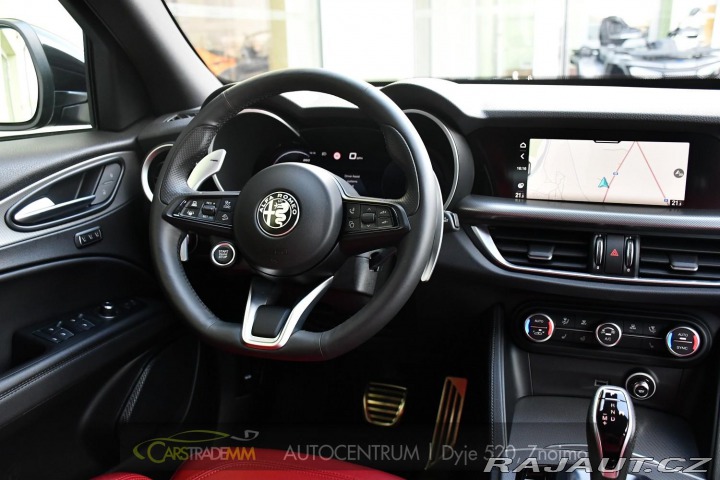 Alfa Romeo Stelvio 2.0T 16V 206kW VELOCE AT8 2024