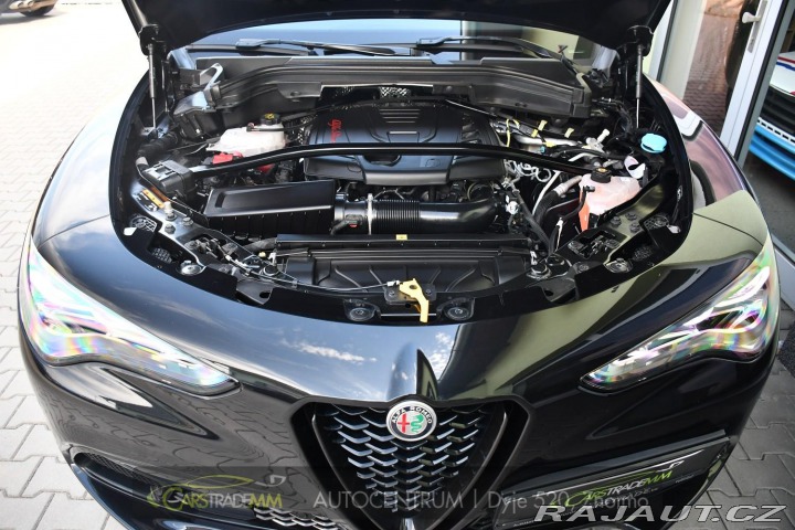 Alfa Romeo Stelvio 2.0T 16V 206kW VELOCE AT8 2024