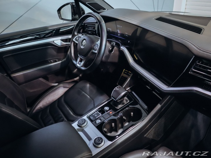 Volkswagen Touareg R-Line 4Motion 3.0 TDI 21 2019