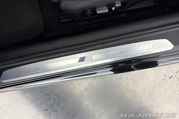 BMW 8 840d xDrive 2018