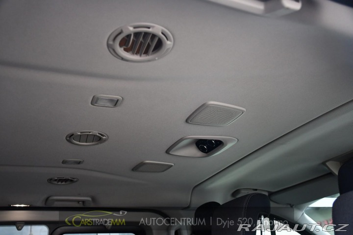 Ford Tourneo Custom 2.0EcoBlue 8.MÍST TITANIU 2022