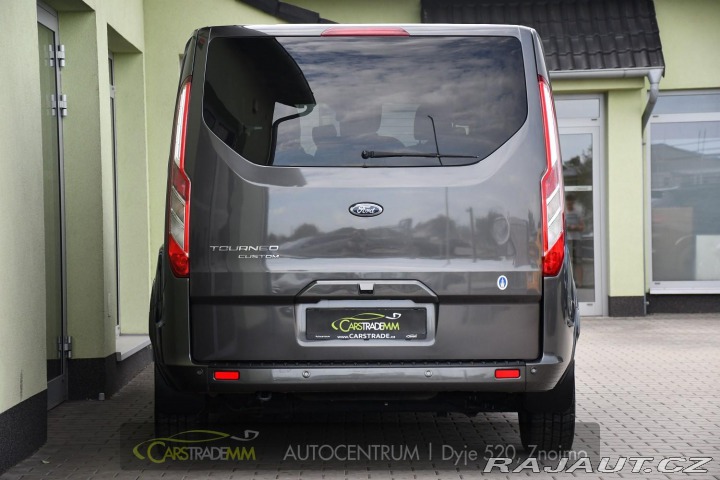Ford Tourneo Custom 2.0EcoBlue 8.MÍST TITANIU 2022