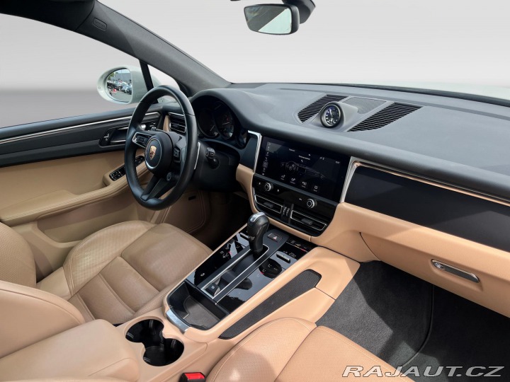Porsche Macan 2022