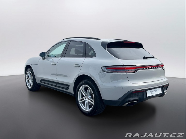 Porsche Macan 2022