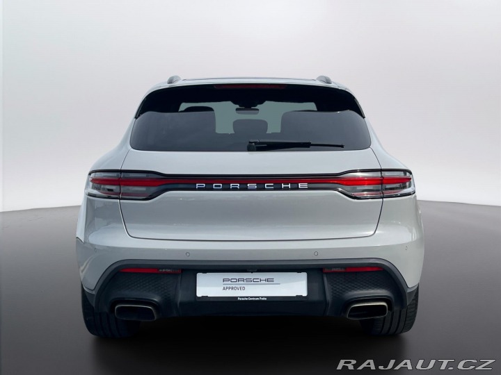 Porsche Macan 2022