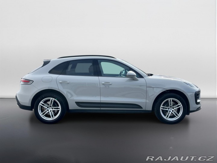 Porsche Macan 2022
