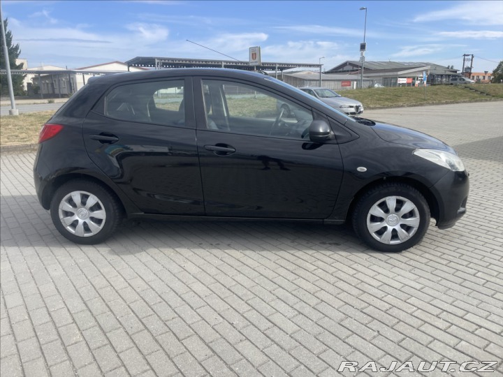 Mazda 2 1,4 i 55kw Klima ABS po S 2010