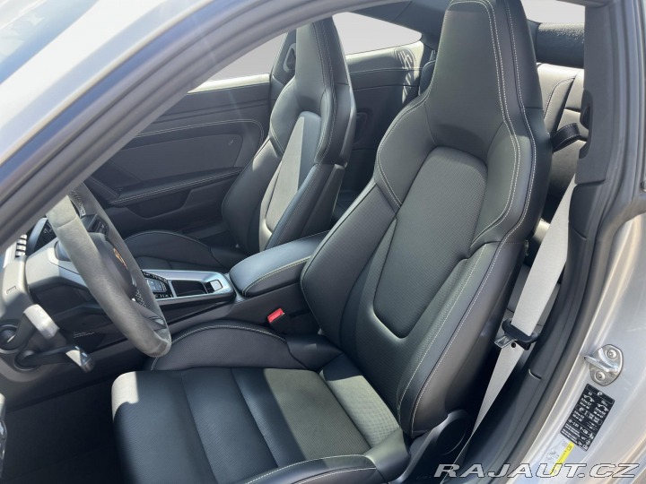 Porsche 911 Carrera T 2025