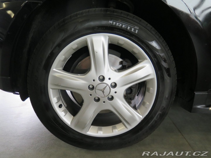 Mercedes-Benz M 320CDI,4MATIC,taž,2x kola 2006