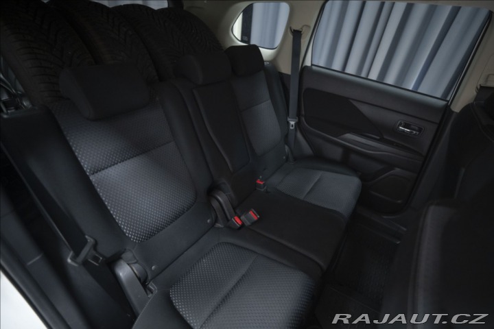 Mitsubishi Outlander 2,0 MIVEC AWD AT INTENSE 2018