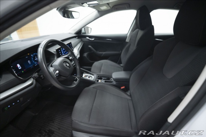 Škoda Octavia 2,0 TDI DSG VÝHŘEV 1. MAJ 2023