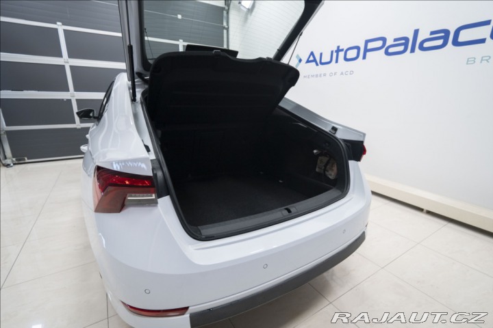 Škoda Octavia 2,0 TDI DSG VÝHŘEV 1. MAJ 2023