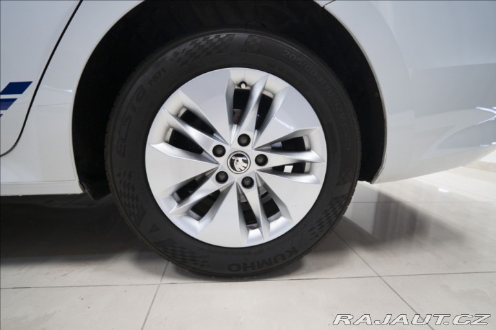Škoda Octavia 2,0 TDI DSG VÝHŘEV 1. MAJ 2023