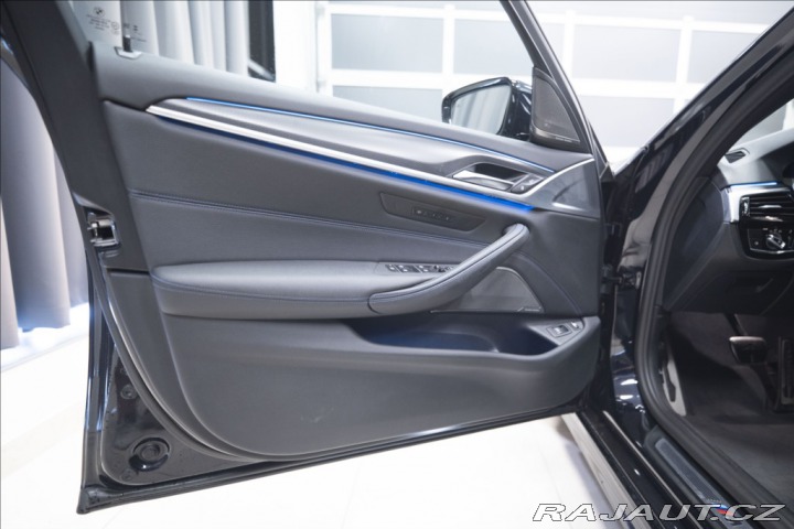 BMW 5 2,0 530e xDrive M Sport Č 2023