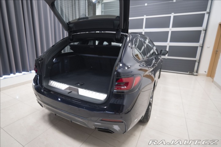 BMW 5 2,0 530e xDrive M Sport Č 2023