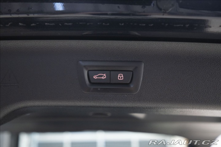 BMW 5 2,0 530e xDrive M Sport Č 2023