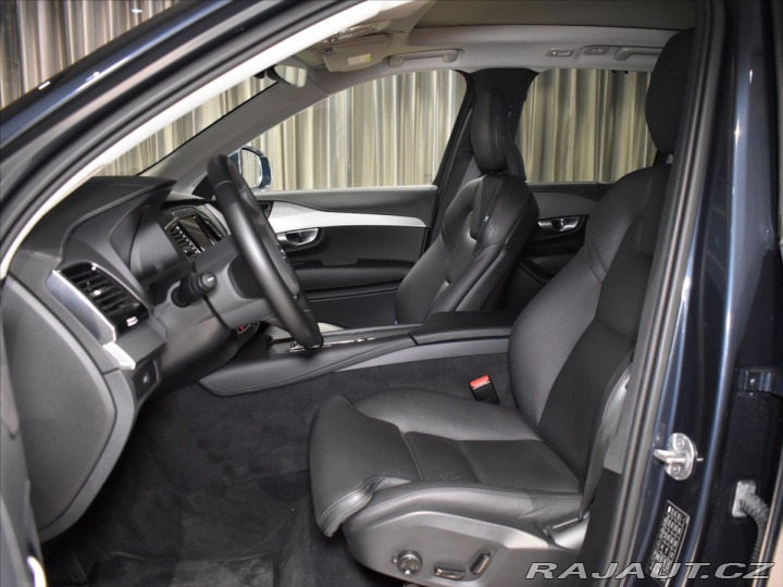 Volvo XC90 2,0 B5 AWD PLUS Bezklíč,P 2024
