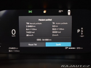 Volvo XC90 2,0 B5 AWD PLUS Bezklíč,P 2024