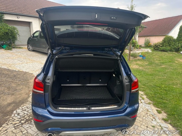 BMW X1 2,0   xDrive18d LCI xLine 2021