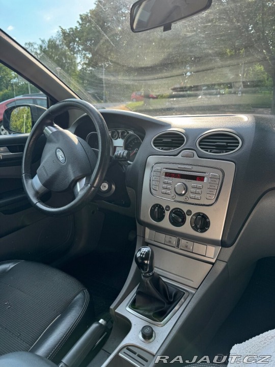 Ford Focus 1,6 benzín 2009