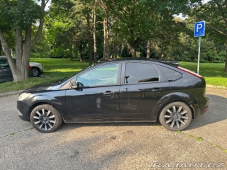 Ford Focus 1,6 benzín 2009