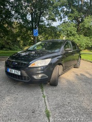 Ford Focus 1,6 benzín 2009
