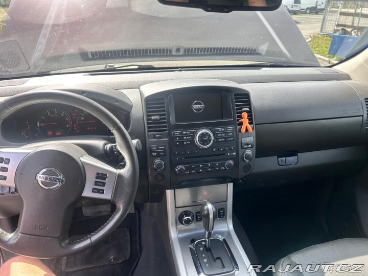 Nissan Navara 3,0   DCI 2012