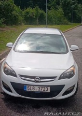 Opel Astra Sports Tourer 2014
