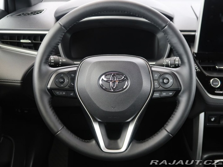 Toyota Corolla Cross 1.8Hybrid,CZ,1Maj,Comfort 2025