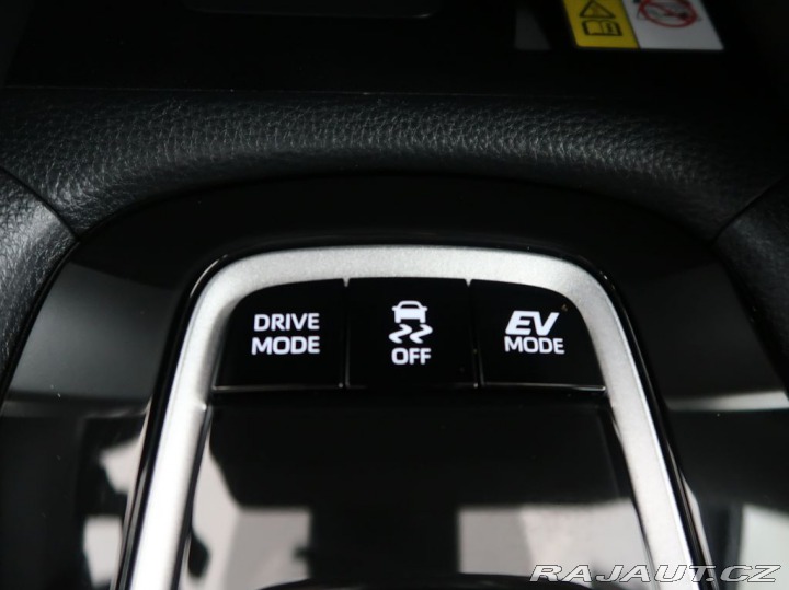 Toyota Corolla Cross 1.8Hybrid,CZ,1Maj,Comfort 2025