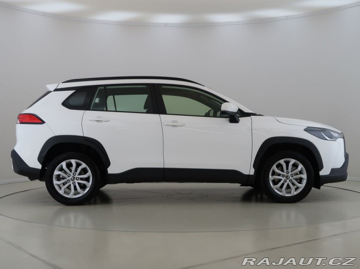 Toyota Corolla Cross 1.8Hybrid,CZ,1Maj,Comfort 2025