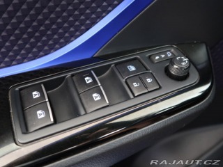 Toyota C-HR 1.8Hybrid,72KW,Navigace,T 2017
