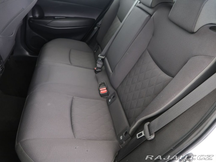 Toyota Corolla Cross 1.8Hybrid,1Maj,ComfortBus 2025