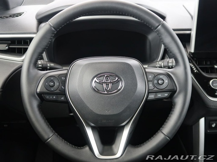 Toyota Corolla Cross 1.8Hybrid,1Maj,ComfortBus 2025