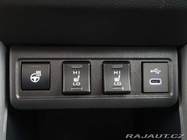 Toyota Corolla Cross 1.8Hybrid,1Maj,ComfortBus 2025