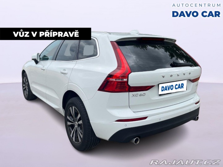 Volvo XC60 2,0 B4 145kW AWD Momentum 2021