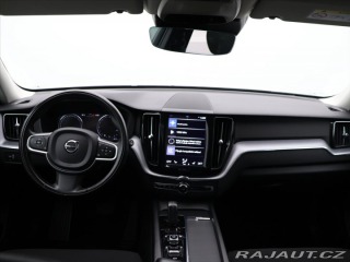 Volvo XC60 2,0 B4 145kW AWD Momentum 2021