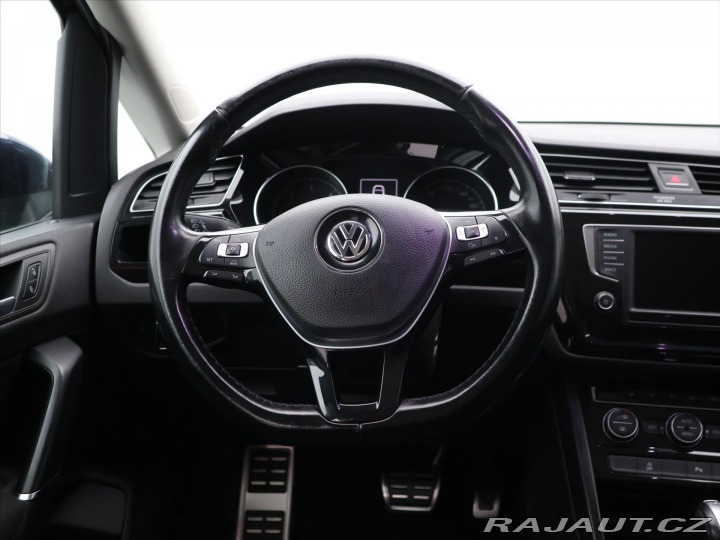 Volkswagen Touran 2,0 TDI 110kW DSG Sound 7 2017