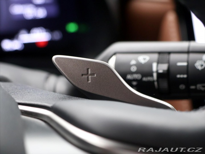 Lexus Ostatní modely LBX 1,5 HEV Relax FWD 67kW CZ 2024