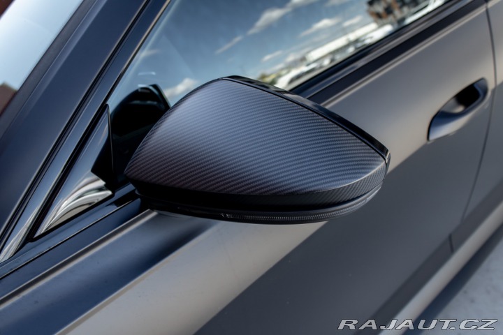 Audi A6 Avant  RS6 I PERFORMANCE 2024