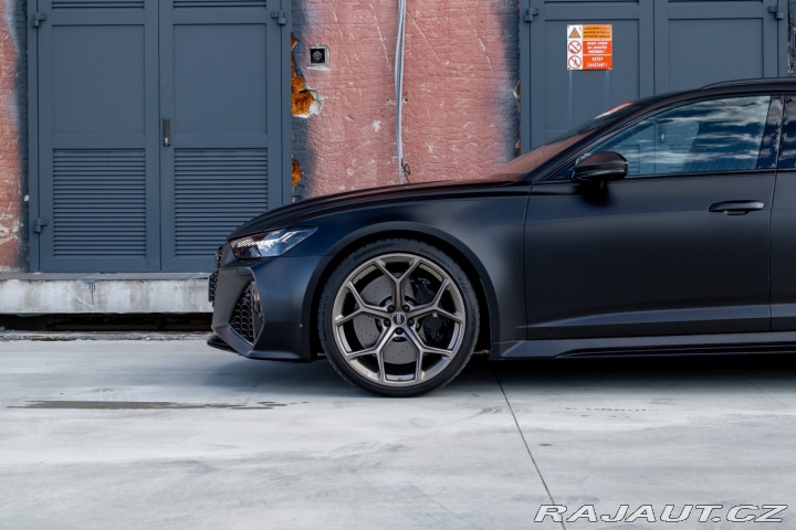 Audi A6 Avant  RS6 I PERFORMANCE 2024