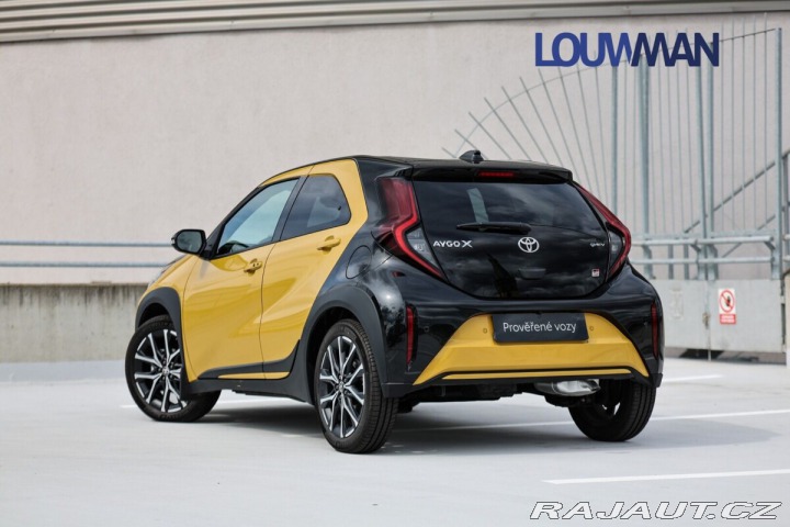 Toyota Aygo 1.5HEV GR SPORT 2026