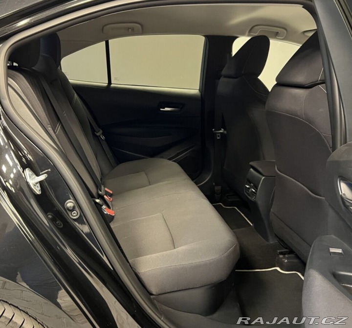 Toyota Corolla 1,8 Hybrid AT Comfort Sty 2021