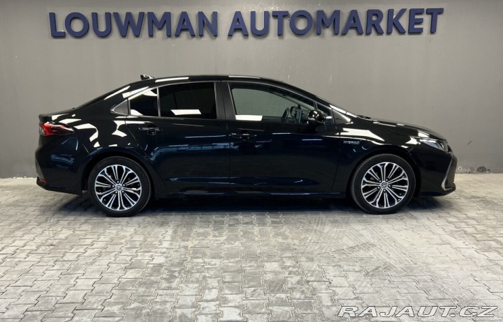 Toyota Corolla 1,8 Hybrid AT Comfort Sty 2021