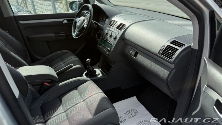 Volkswagen Touran 1.2TSI 77kW *Match*Tažné* 2012