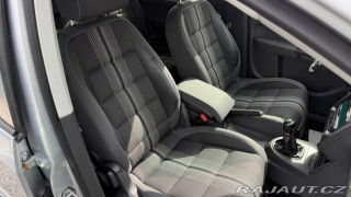 Volkswagen Touran 1.2TSI 77kW *Match*Tažné* 2012
