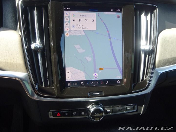 Volvo S90 AWD 173kW Inscription ČR 2022